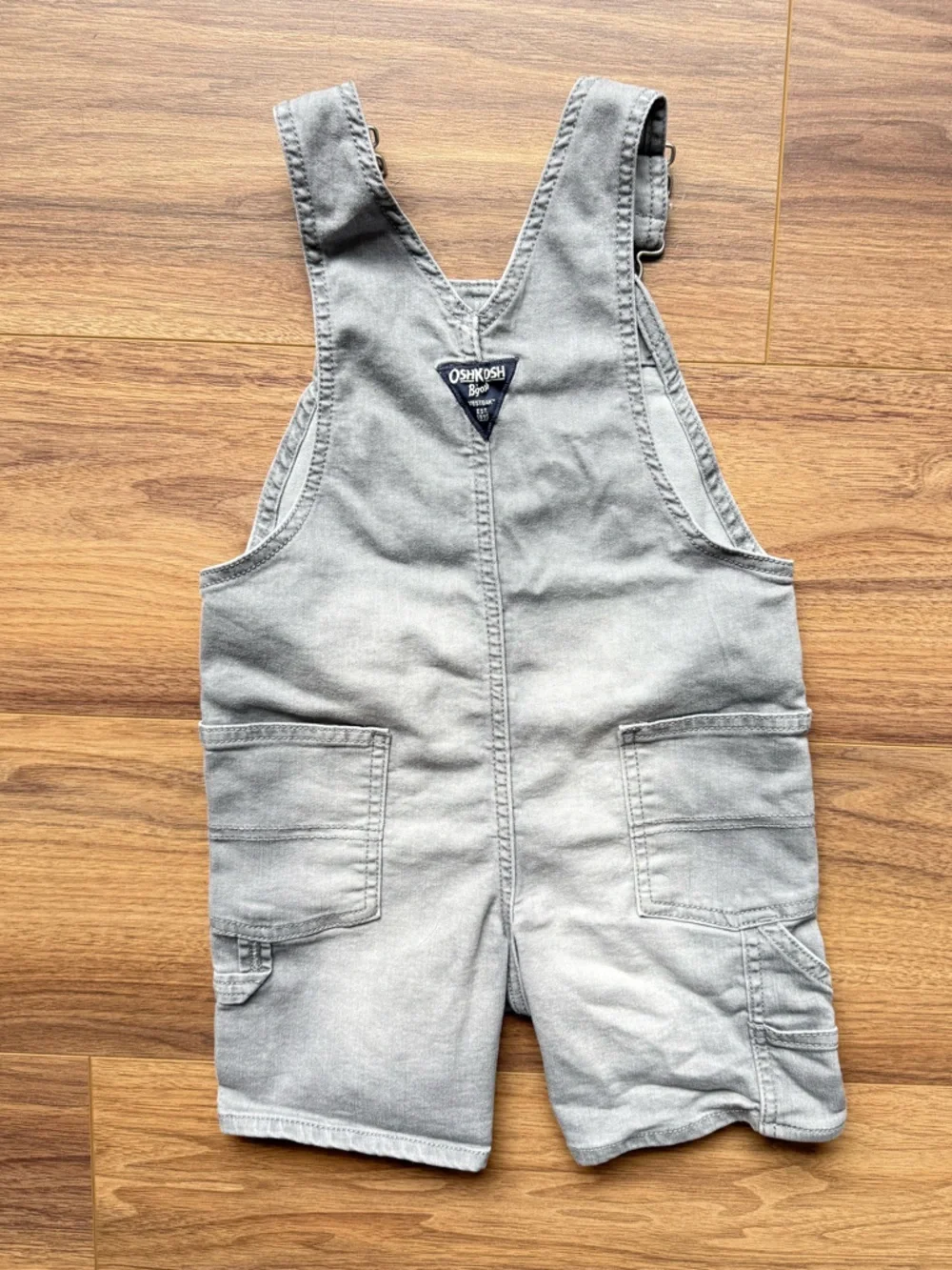 OshKosh B'gosh Boys Light Gray Denim Short Talls Overalls Size 4T - Picture 4 of 13